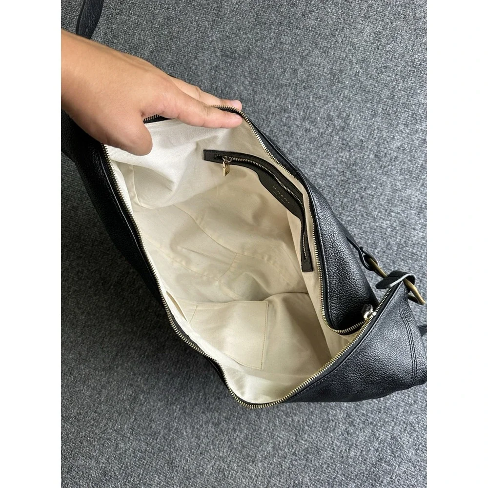 M.Gemi Eleonora Crescent Leather Hobo Bag Made in Italy, Size One Size